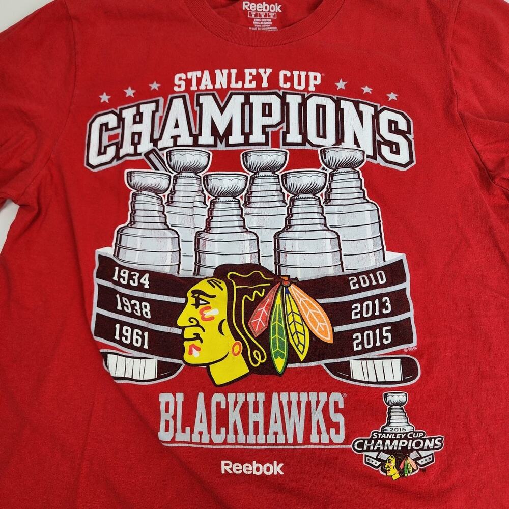 NHL Blackhawks 6X Stanley Cup Champions Red Short Sleeve T-Shirt Men's Size M